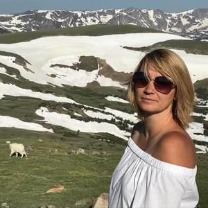 Meet your Posher, Ewa